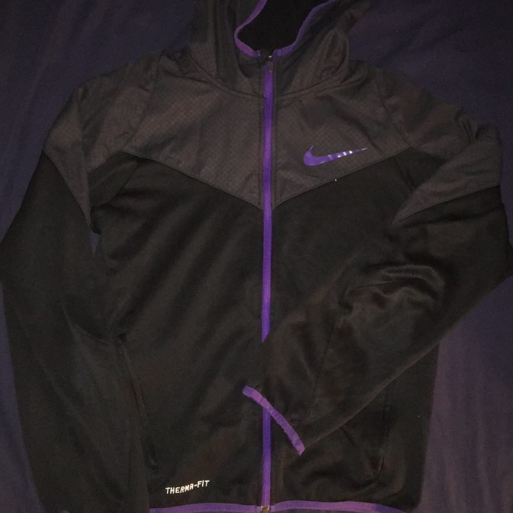 Nike Therma-Fit Hoodie